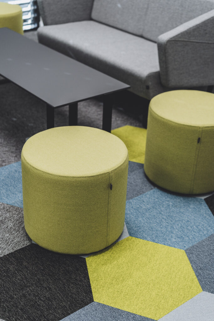 Płytki dywanowe w kształach